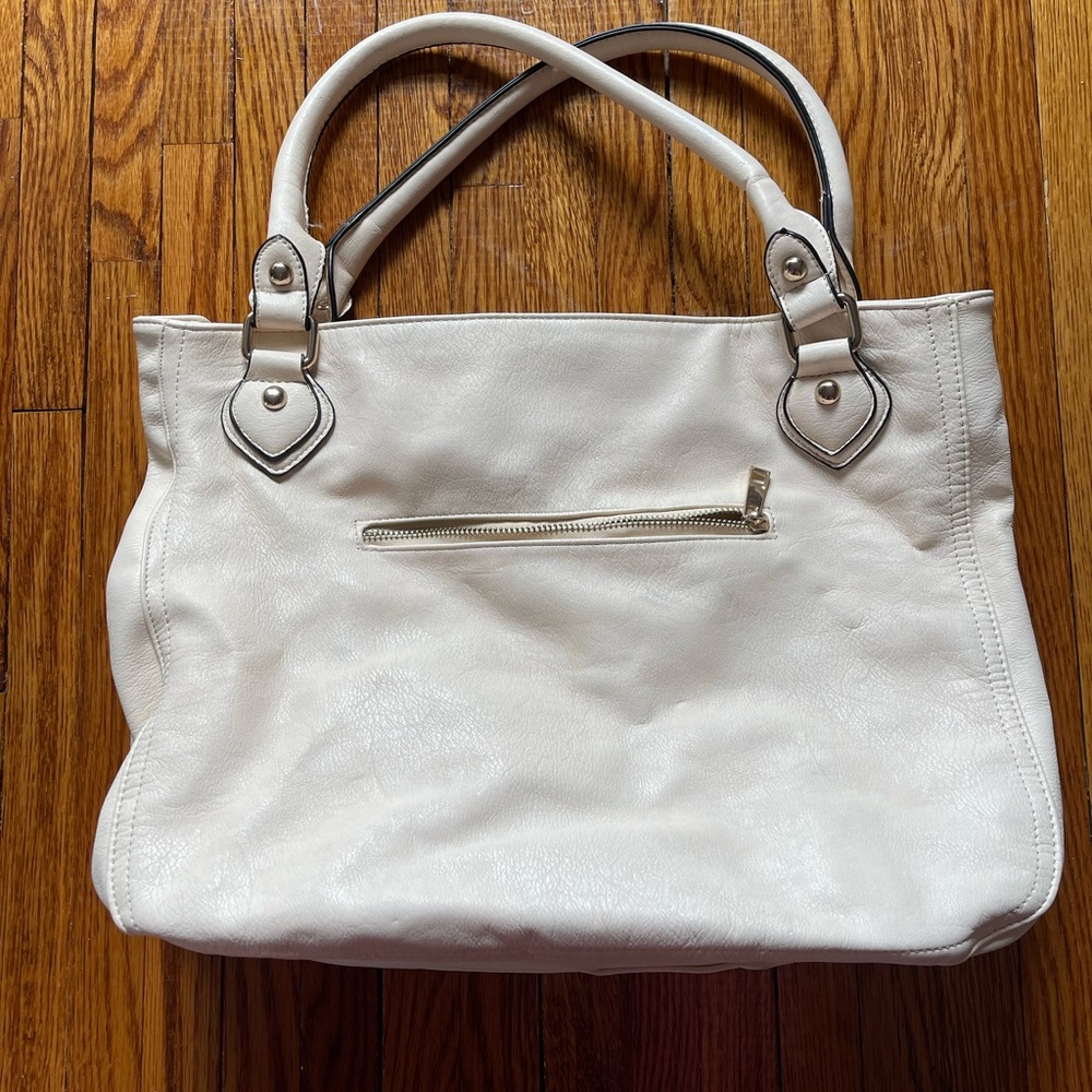 Purse - Picture 2 of 3